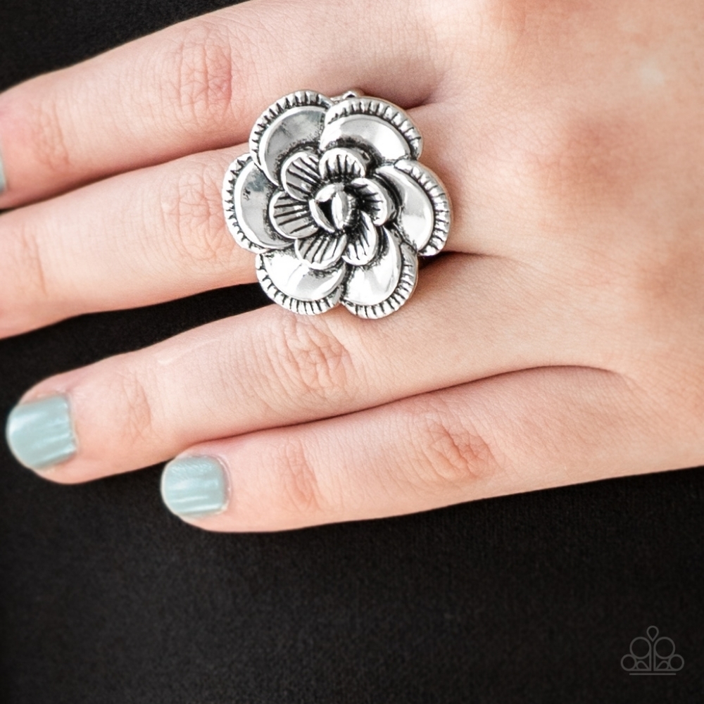 Ring - Picture 2 of 2